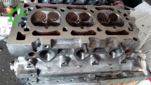 Kia Carnival Silindir Kapağı çıkma parça
