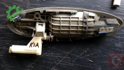Kia Cerato Sağ Ön Kapı Kolu çıkma parça