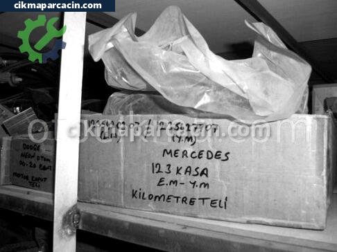Mercedes-Benz 200 Km Teli çıkma parça