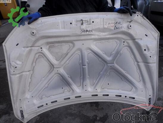 Mitsubishi Lancer Kaput çıkma parça