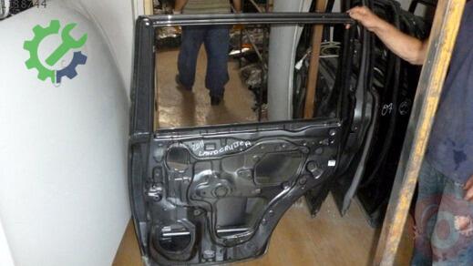 Toyota Land Cruiser Sağ Arka Kapı çıkma parça