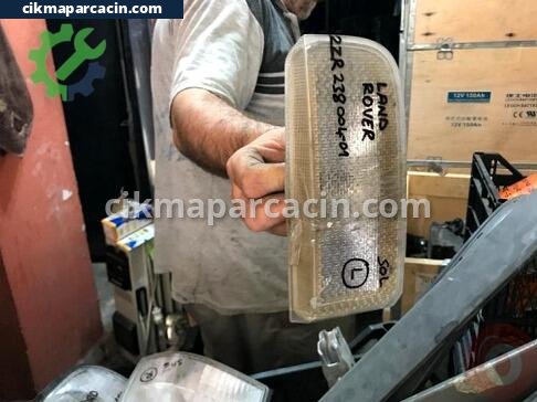 Land Rover Range Rover Sinyal çıkma parça