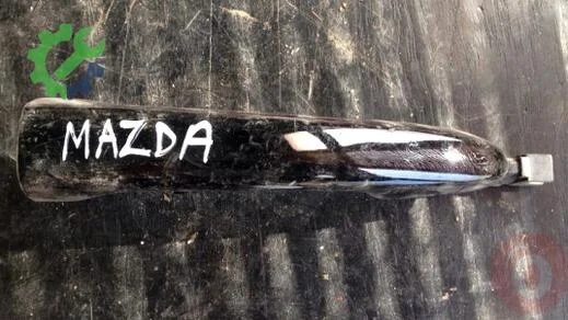 Mazda 3 Sağ Ön Kapı Kolu çıkma parça
