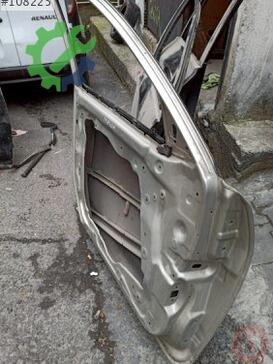 Mazda 3 Sol Ön Kapı çıkma parça