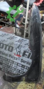 Mazda 323 Sol Ön Çamurluk çıkma parça