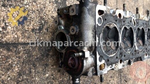 Mazda 323 Silindir Kapağı çıkma parça