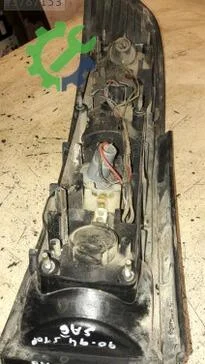 Mazda 323 Sağ Arka Stop çıkma parça