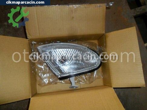 Mazda 323 Sinyal çıkma parça
