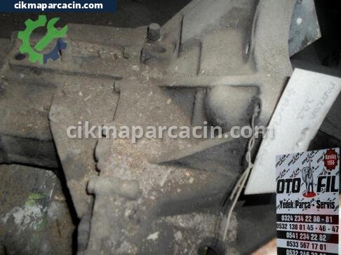 Mazda 323 Şanzıman çıkma parça