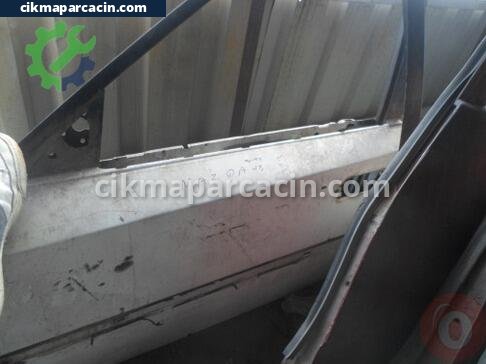 Mazda 323 Sol Ön Kapı çıkma parça