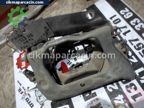 Mazda 323 Far çıkma parça