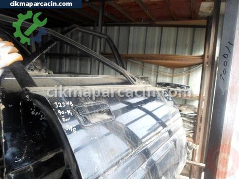 Mazda 323 Sağ Ön Kapı çıkma parça