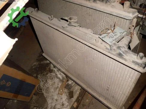 Mazda 323 Su Radyatörü çıkma parça