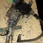 Mazda 323 Sol Ön Cam Krikosu çıkma parça - OTOFİL YEDEK PARÇA Mersin