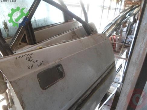 Mazda 626 Sağ Ön Kapı çıkma parça