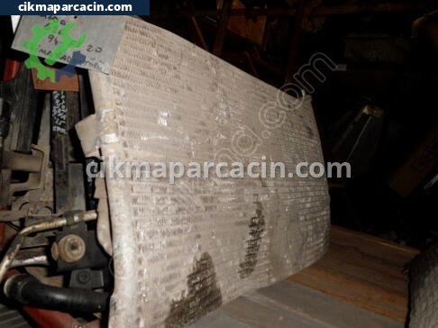 Mazda 626 Klima Radyatörü çıkma parça