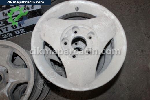 Mazda 626 Jant çıkma parça