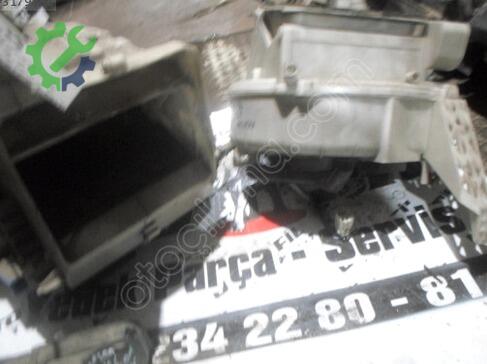 Mazda 626 Kalorifer Kutusu çıkma parça