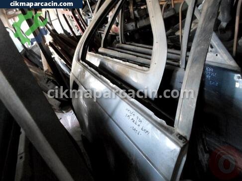Mazda 929 Sağ Arka Kapı çıkma parça