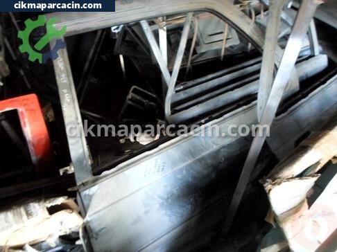 Mazda 929 Sol Arka Kapı çıkma parça