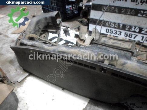Mazda B2500 Göğüs çıkma parça