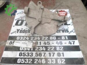 MAZDA B2500 1997 PİKAP SAĞ ÖN AKS TAŞIYICI ÇIKMA ORJİNAL
