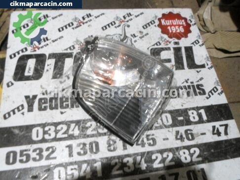 Mazda B2500 Sinyal çıkma parça