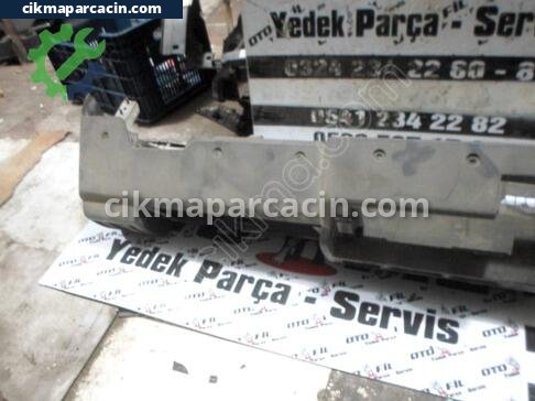 Mazda E-2200 Göğüs çıkma parça