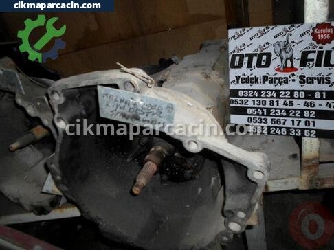 Mazda E-2200 Şanzıman çıkma parça