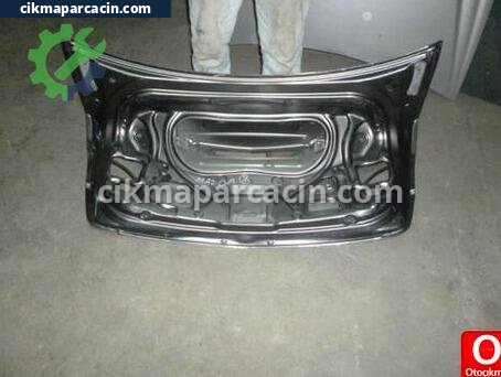 Mazda 3 Bagaj çıkma parça