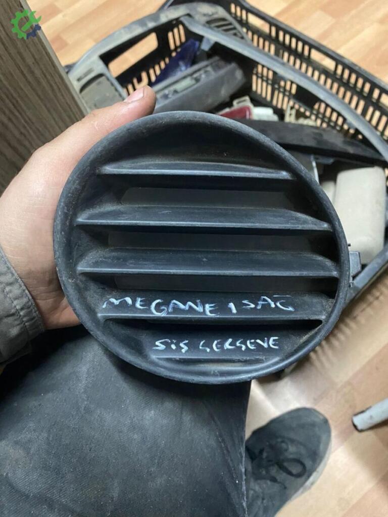 Renault Megane Sis Çerçevesi çıkma parça