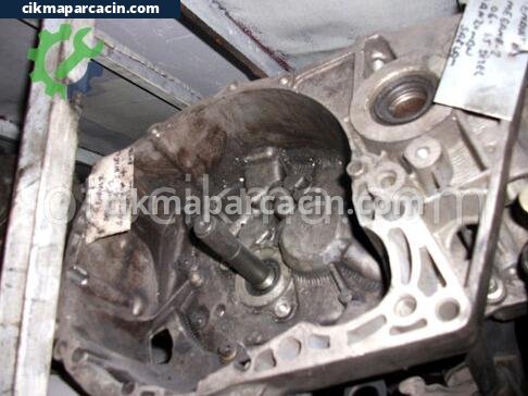 Renault Megane Şanzıman Komple çıkma parça