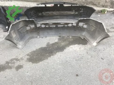 Renault Megane Arka Tampon çıkma parça