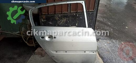 Renault Megane Sağ Arka Kapı çıkma parça