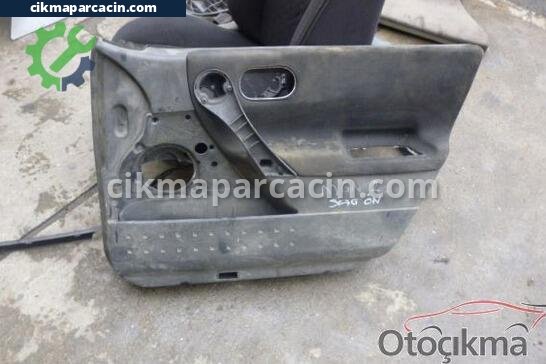 Renault Megane Kapı Döşemesi çıkma parça
