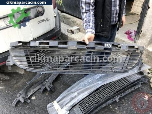 Renault Megane Tampon Izgarası çıkma parça