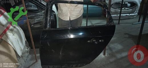 Renault Megane Sol Arka Kapı çıkma parça