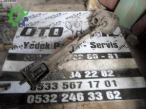 MERCEDES 115 KASA DİREKSİYON BORUSU VE MİLİ KOMPLE ÇIKMA ORJİNAL