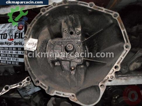 Mercedes-Benz 200 Şanzıman çıkma parça