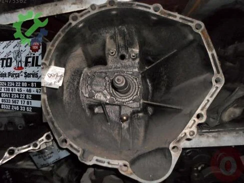 Mercedes-Benz 200 Şanzıman çıkma parça