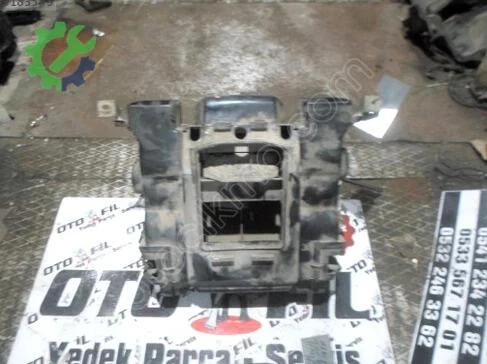 Mercedes-Benz 300 Kalorifer Radyatörü çıkma parça
