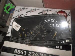 MERCEDES 123 KASA KİLOMETRE SAATİ