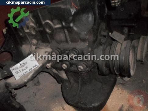 Mercedes-Benz 280 Yarım Motor çıkma parça