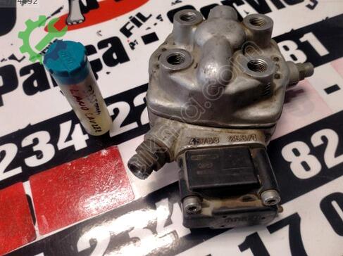 Mercedes-Benz C Serisi Motor Beyni 0438101026 çıkma parça