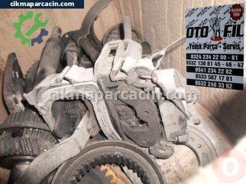 Mercedes-Benz 200 Şanzıman çıkma parça