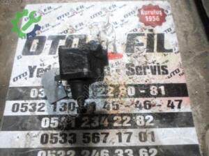 MERCEDES 126 BALİNA BENZİNLİ  DİREKSİYON POMPA ÇIKMA
