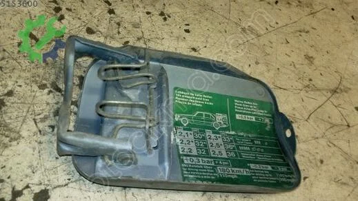 Mercedes-Benz C Serisi Depo Kapağı çıkma parça