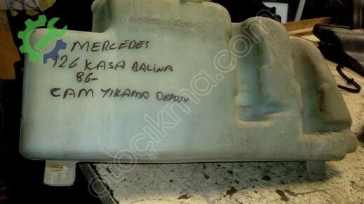 Mercedes-Benz C Serisi Cam Suyu Deposu çıkma parça