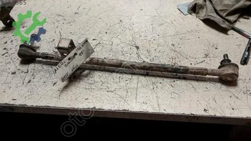 Mercedes-Benz C Serisi Rot Mili çıkma parça