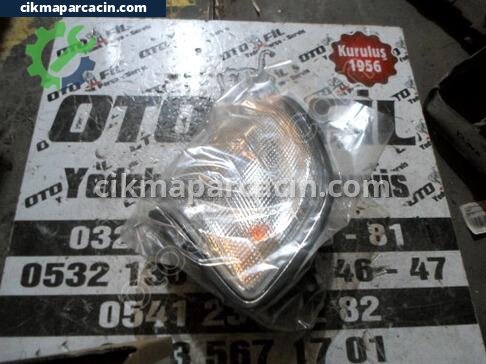 Mercedes-Benz 240 Sinyal çıkma parça